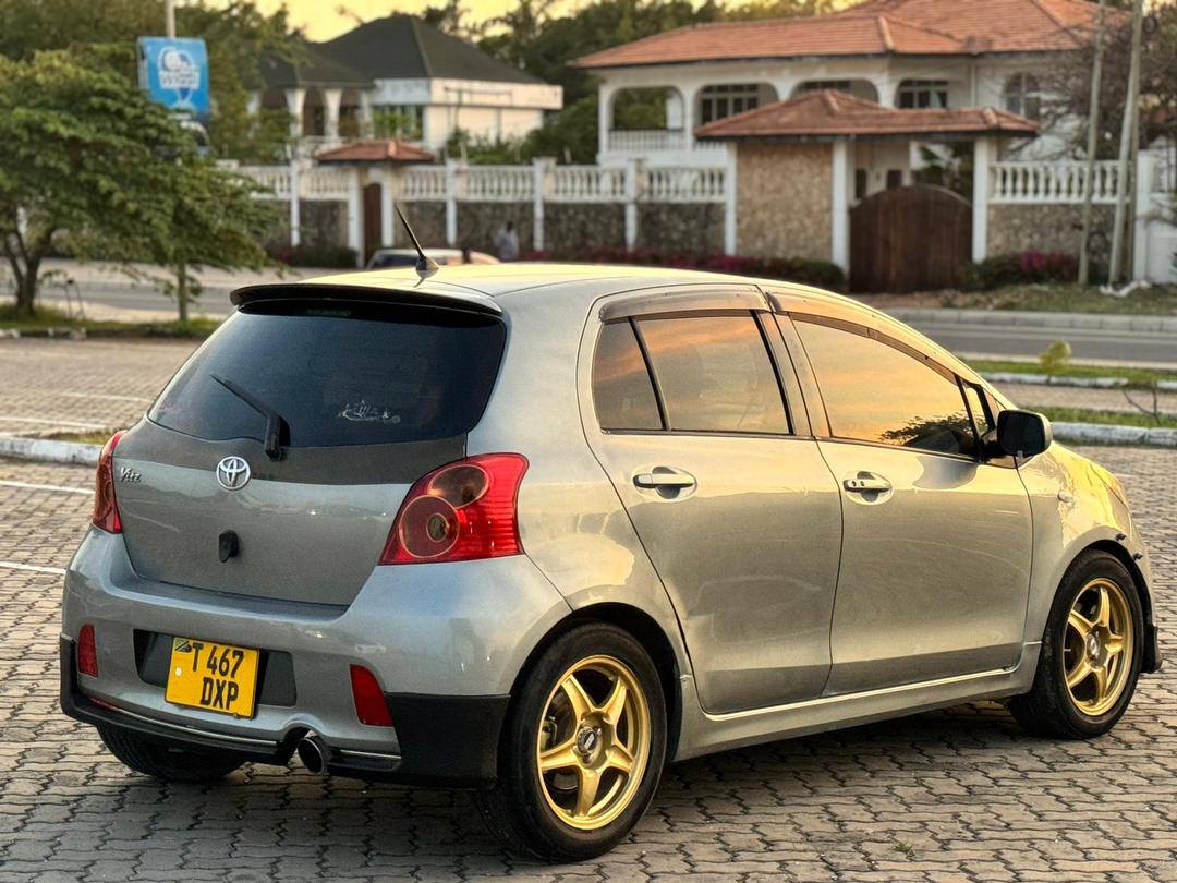 A picture of VITZ NEW