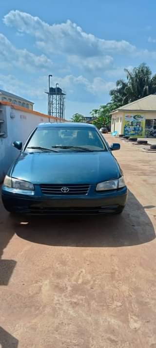 A picture of Toyota Camry tiny light 08020698400