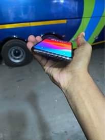 A picture of iPhone Xs max