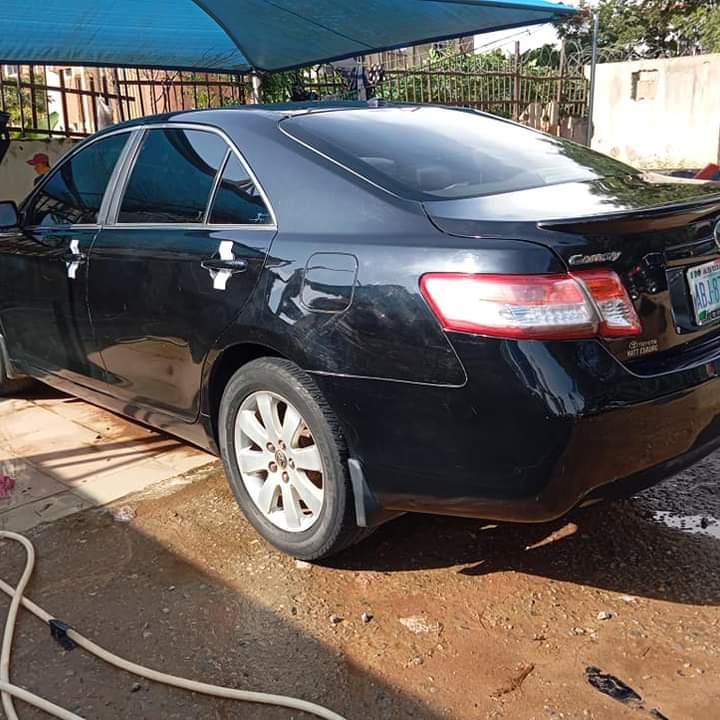 A picture of 2010 TOYOTA CAMRY 4 PLUGS