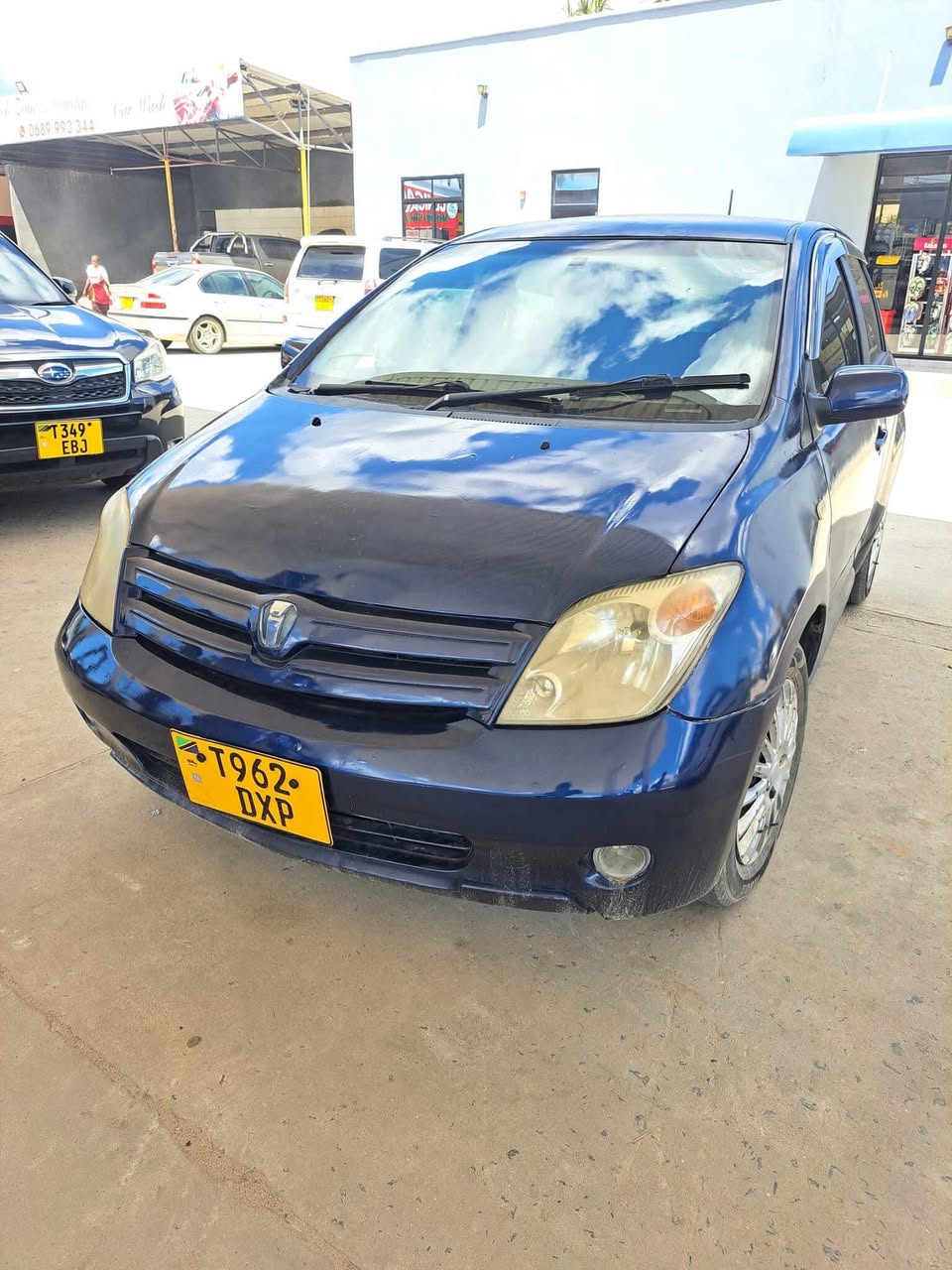 A picture of TOYOTA IST MIL 9 0699201261