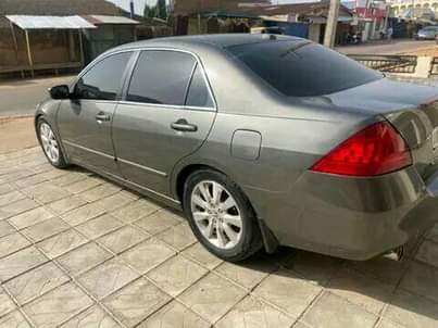 A picture of Honda Accord DC automatic