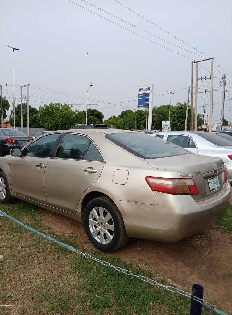 A picture of Distress Toyota camry