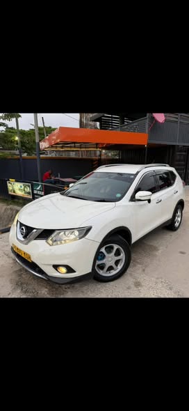 A picture of NISSAN EXTRAIL NEW 2015