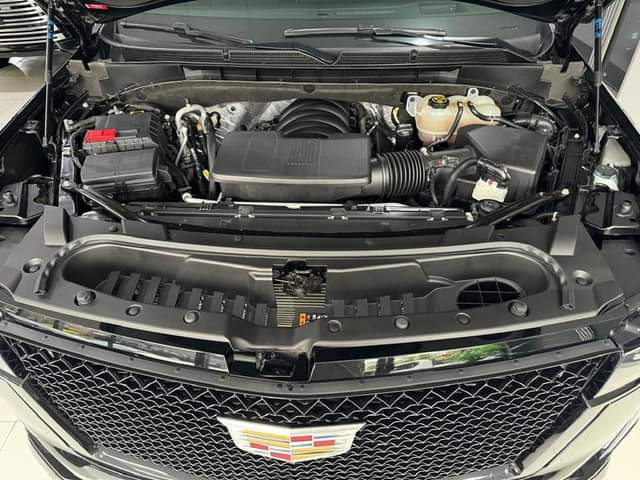 A picture of Escalade 2024 model 820m Brand new Bomb broof Engine n