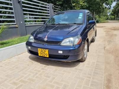 used toyota platz