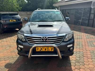 used toyota fortuner