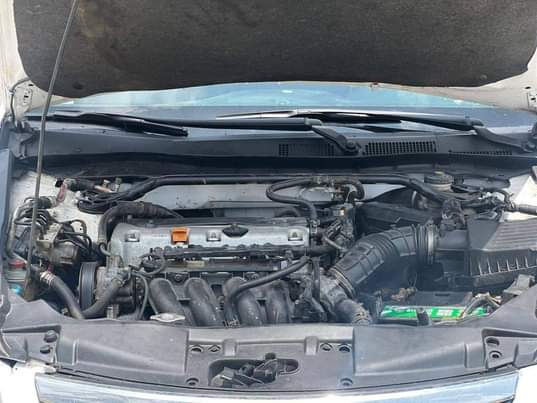 A picture of 2011 Honda Accord untampered engine and gear buy and drive