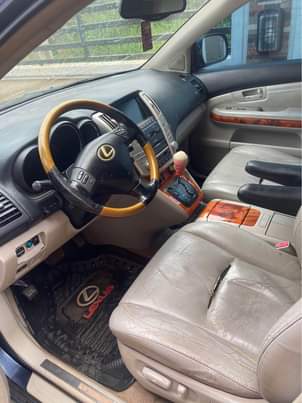 A picture of URGENT SALES RX330 used car very clean for 7m naira