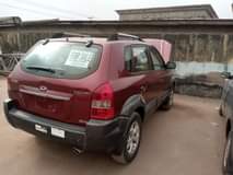 A picture of Hyundai Tucson 2005
