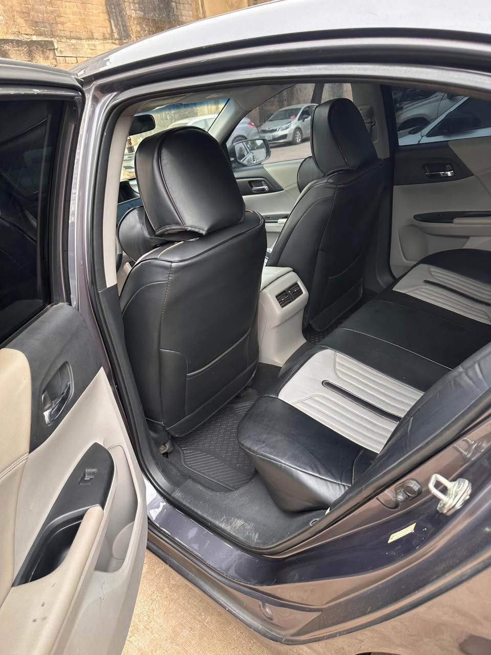 A picture of Reg 2013 Honda accord double screen
