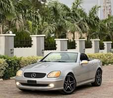 A picture of URGENT BUYERS ONLY CALL Mr Anthony 09063948959 CLEAN 2004 Mercedes