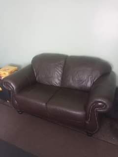 classifieds/furniture sofas