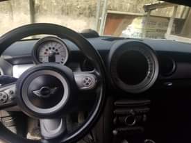 A picture of Mini cooper