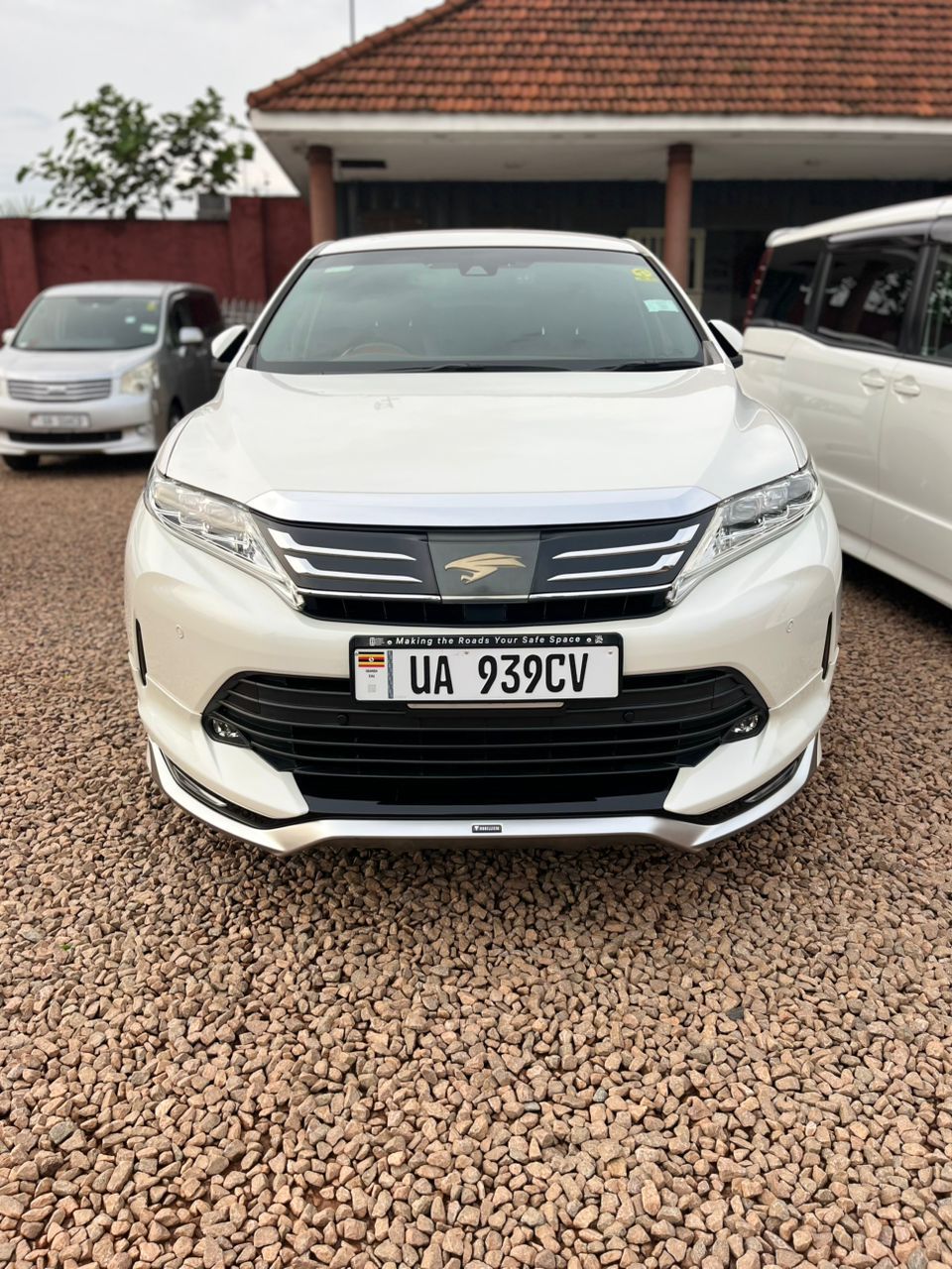 A picture of Harrier Model 2017 At 85m Call or WhatsApp on 0708561235