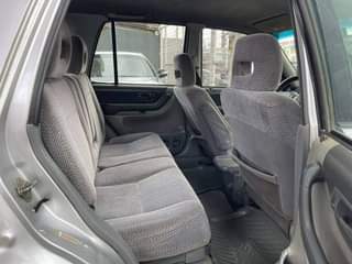A picture of 2000 Honda CR V