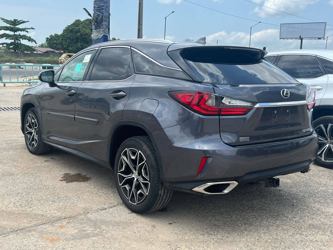 A picture of Lexus Rx 350 2017 Tokunbo