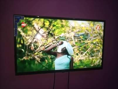A picture of AILYONS LED TV inch 32
