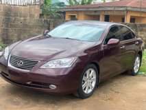 A picture of Neatly used Lexus es350
