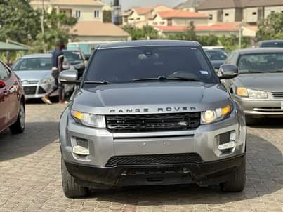 A picture of RANGE ROVER EVOGUE 2014 FOREIGN USED NOT REGISTERED ACCIDENT FREE