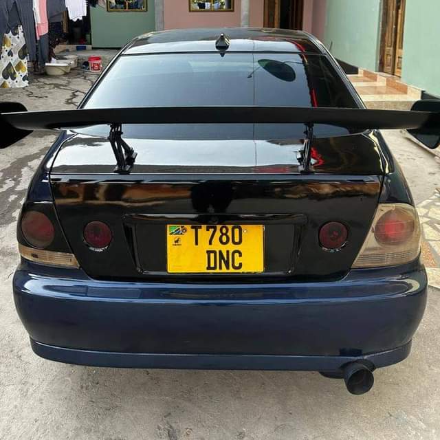 used toyota altezza