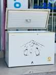 A picture of NAUza Hisense frza Lita 250 Bei 485 tu nipgie 0689319654