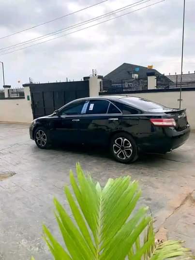 A picture of 2011 Toyota Camry XLE 20