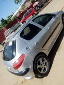 A picture of PEUGEOT 206