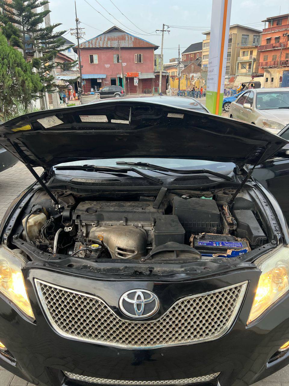 A picture of Destress sales 08 Toyota Camry v4