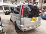 A picture of Toyota Noah