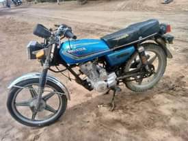 A picture of Kibao cc125 kinauzwa mbagala zakhem lak 4 80
