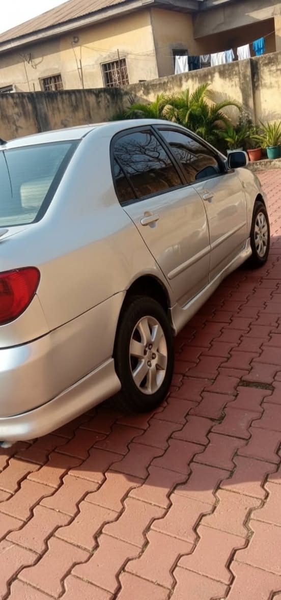 A picture of Toyota Corolla Sport 2004