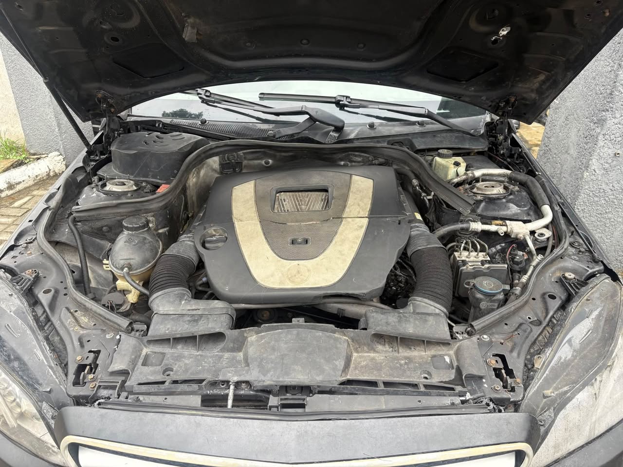 A picture of Mercedes Benz E 350 2011 model