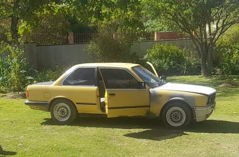 bmw e30