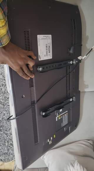 A picture of Samsung tv LED