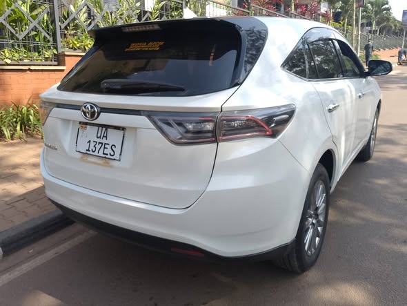 A picture of Toyota Harrier Model 2015 For Sale 0787181703 0704482571 Whatsapp Call