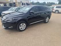 A picture of 2015 toyota harrier
