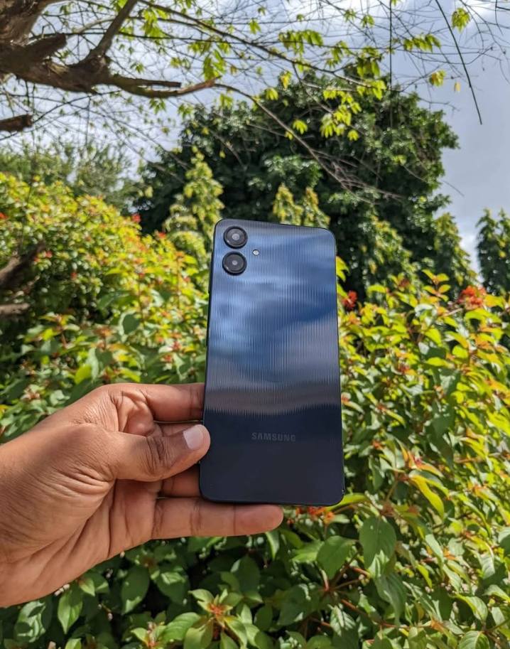 A picture of SAMSUNG A06