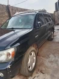 A picture of 2005 TOYOTA HIGHLANDER V6 engine 3 row seater Engine and