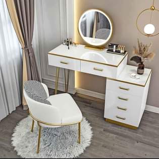 dressing table