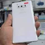 A picture of Samsung note 9