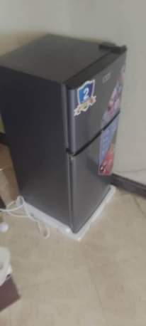 A picture of FRIDGE ZURI JIPYA NA BOX LAKE NA KILA KITU LIMETUMIKA