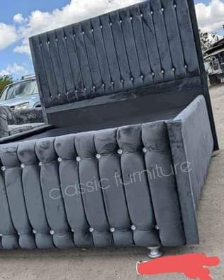 A picture of Bed sofa 220 000 usafiri bure