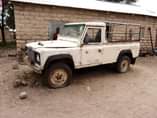 A picture of Defender 110 milion 5.9 Ipo Tanzania Kabreta inasumbua Petrol Manual
