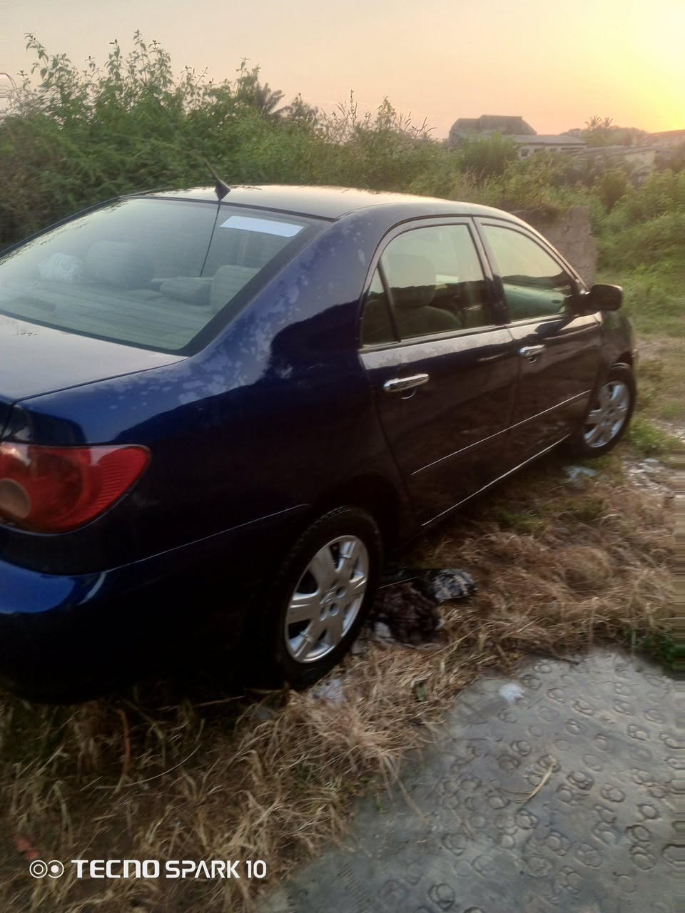 A picture of car