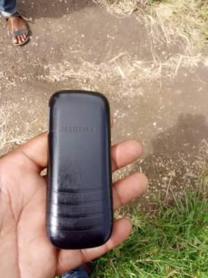 A picture of Batani izo kila moja nipe elf 17 Moja betri kubwa