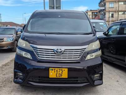 toyota alphard