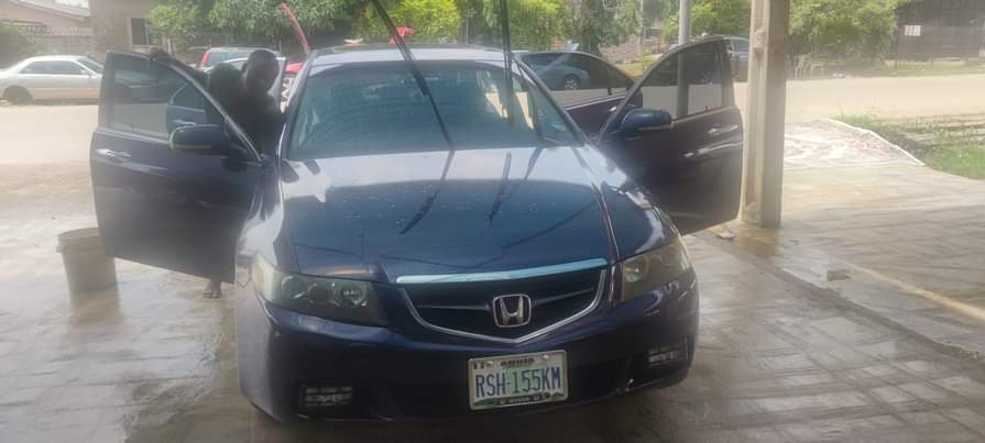 A picture of honda accord