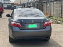 A picture of Sparkly Clean used 2008 Toyota Camry with sunroof Rev cam