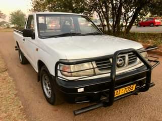 used nissan hardbody